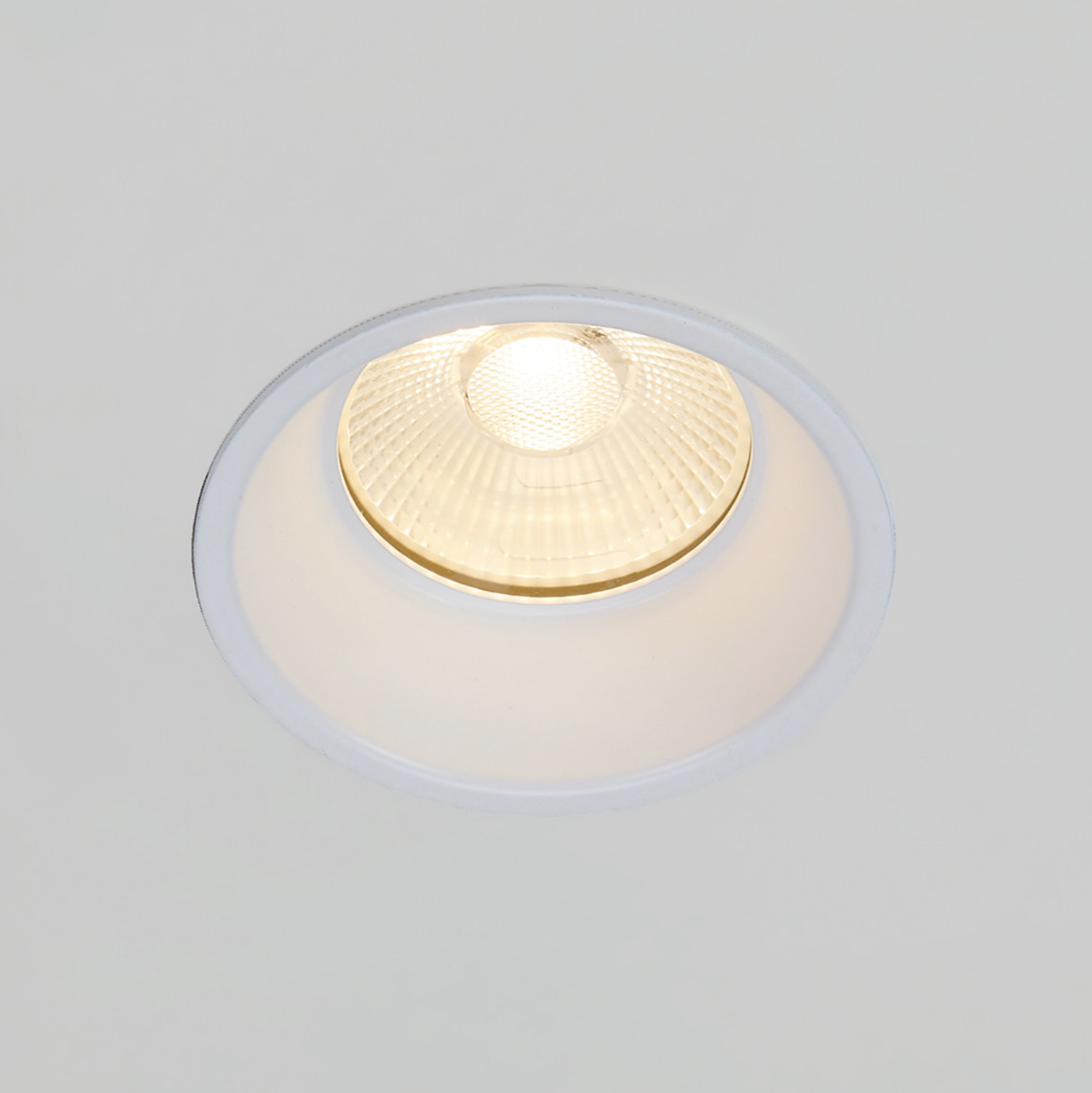 Complete Product Recommendations | Rachel's Specification Notes 86 Maxxima 4-inch Trimless Anti-Glare LED Downlight